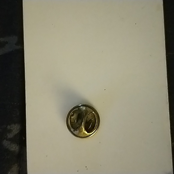 LA Bike Tour sweater and Marathon Pin XVII - Picture 11 of 11